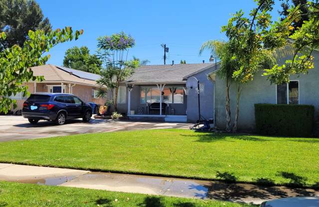 9948 Bevis Avenue photos photos