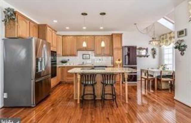 25506 CROSSFIELD DRIVE Gallery 4