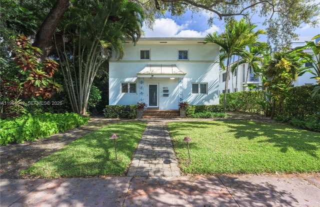 3911 Ponce De Leon Blvd photos photos