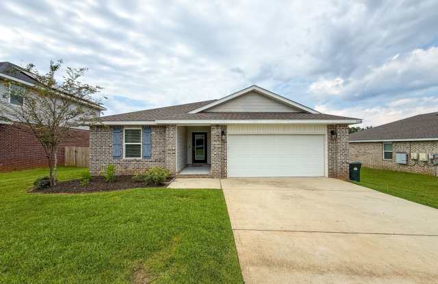 Beautiful 3 bedroom 2 bath brick craftsman home available for rent! POWER INCLUDED! photos photos