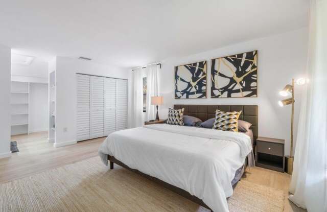 13175 CHADWICK Court Gallery 4
