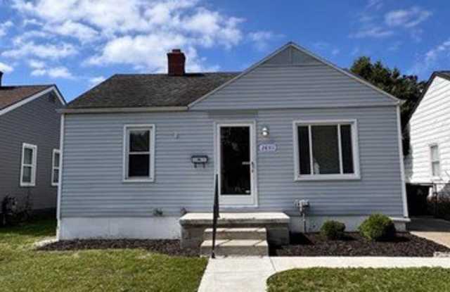 28311 Felician Street Gallery 1