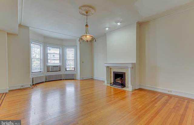 1825 S BROAD Street photos photos