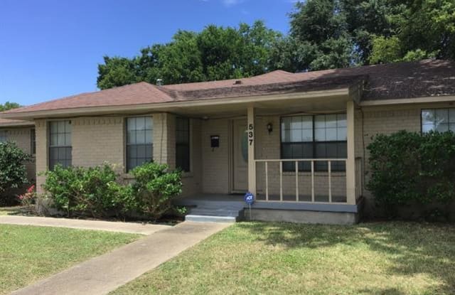 537 Francis Street - 537 Francis Street, Lancaster, TX 75146