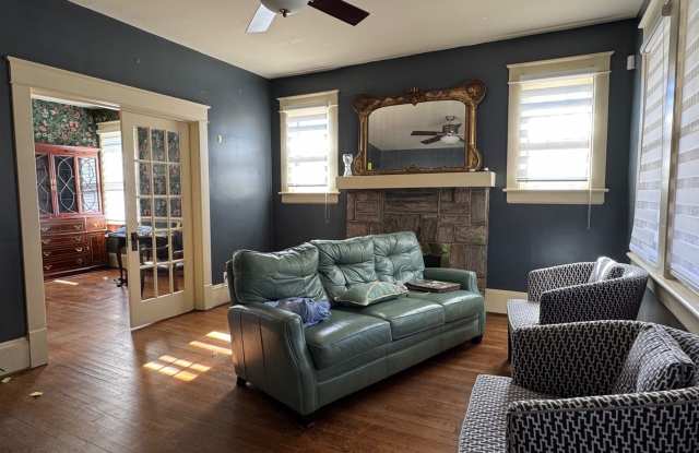 4 Dixie Trl.- Leased Together With 4 1/2 Dixie Trl. photos photos