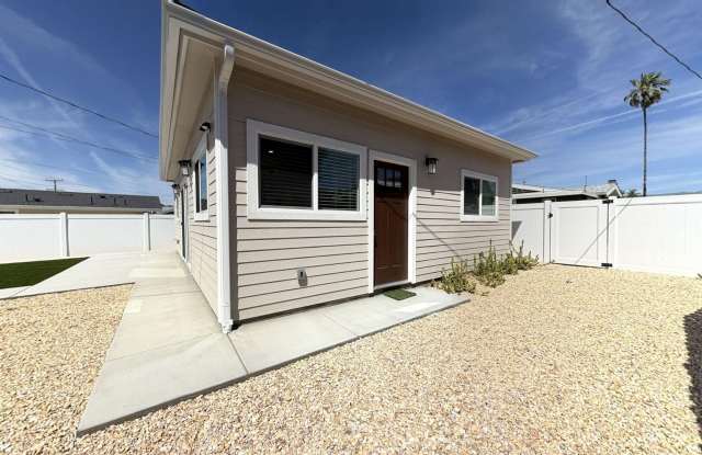 1018 College Ave #2 - 2 Bed 2 Bath ADU in South Redlands! photos photos