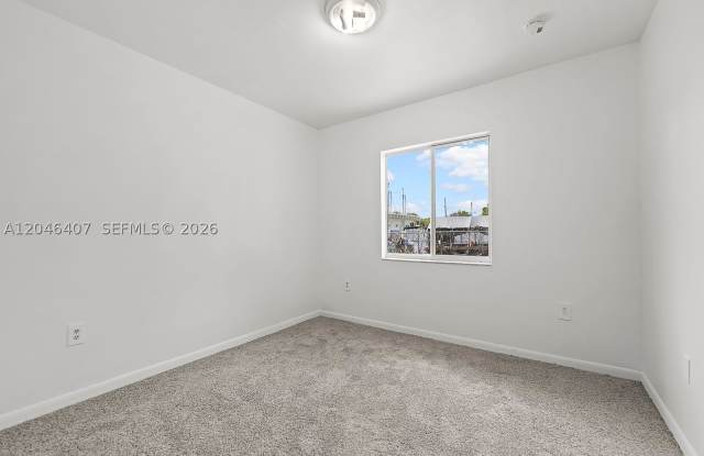 26650 SW 138th Ct Gallery 4
