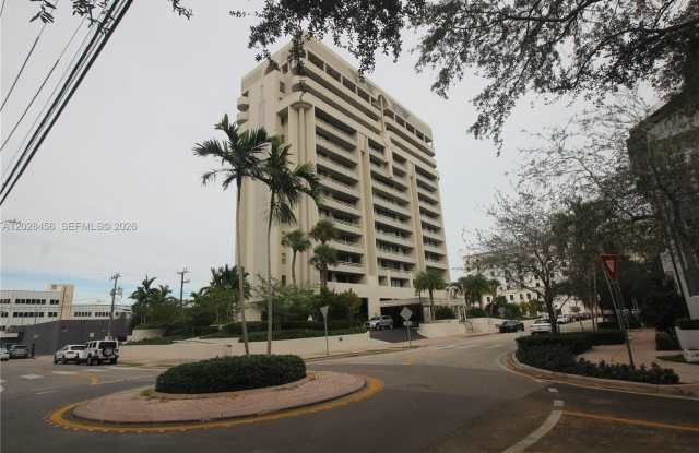 441 Valencia Ave photos photos
