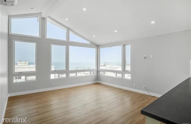 218 41st Street - 218 41st Street, Manhattan Beach, CA 90266