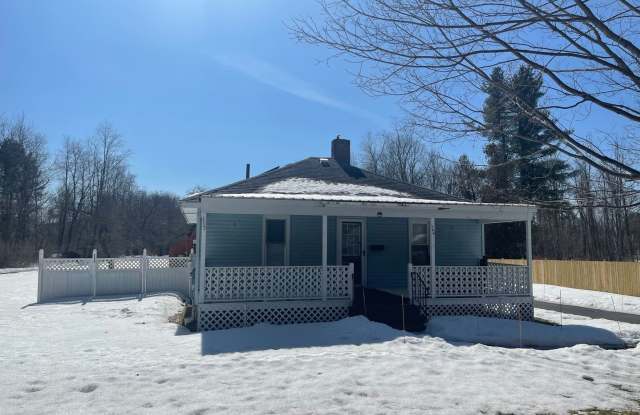 Bright  Updated 2-Bed Home in Dalton- $2450 photos photos