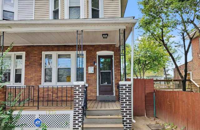 1275 Hamilton Avenue Gallery 2