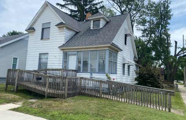 Lovely 3 Bedroom Southside Holland photos photos
