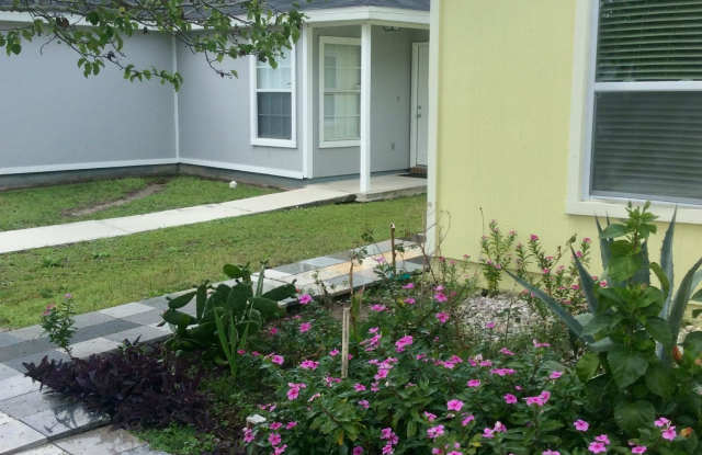 7947 CHERRY BLOSSOM DR Gallery 2