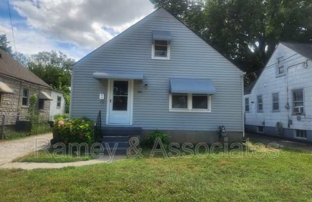 1108 Hathaway Ave photos photos