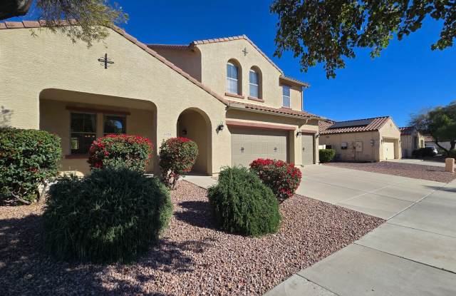 Large home with SOLAR in Surprise! photos photos