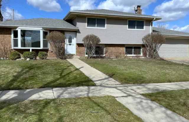 17342 Oriole Ave photos photos