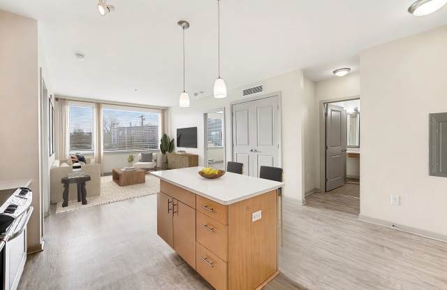 LoHi Gold Apartments Gallery 4