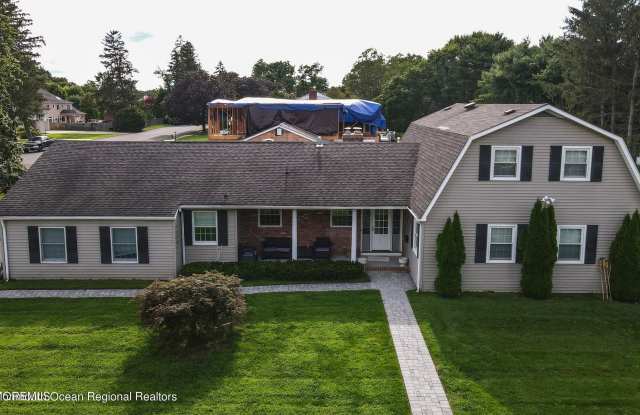 9 Harbor Court - 9 Harbor Court, West Long Branch, NJ 07764