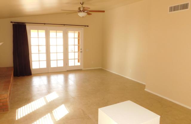 2142 N APOLLO Court Gallery 4