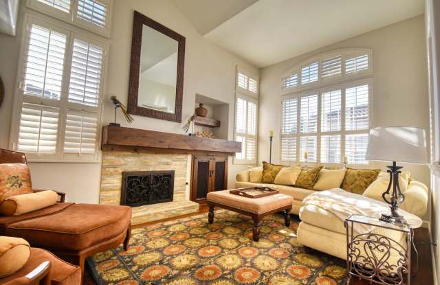 Beautiful Furnished Home in Carlsbad Gallery 3