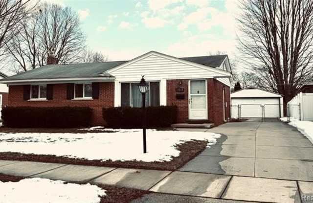 15078 HOUGHTON ST photos photos