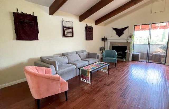 4542 Coldwater canyon ave 14 Gallery 2