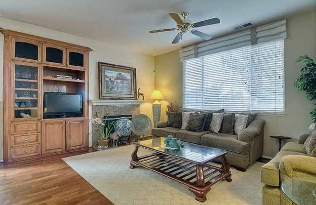 9408 Questa Pointe Gallery 2