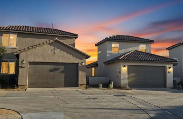 80377 Redstone photos photos