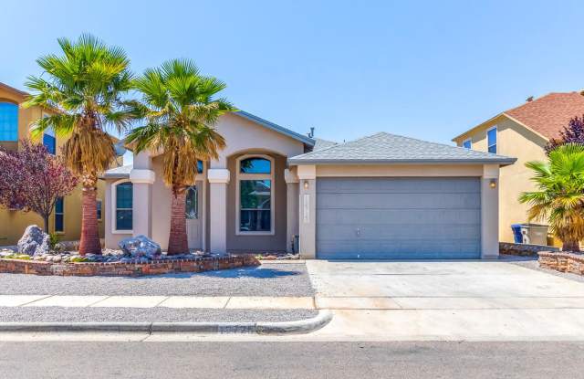 Stunning 3-Bedroom, 2-bathroom Home in the vibrant city of El Paso, TX photos photos
