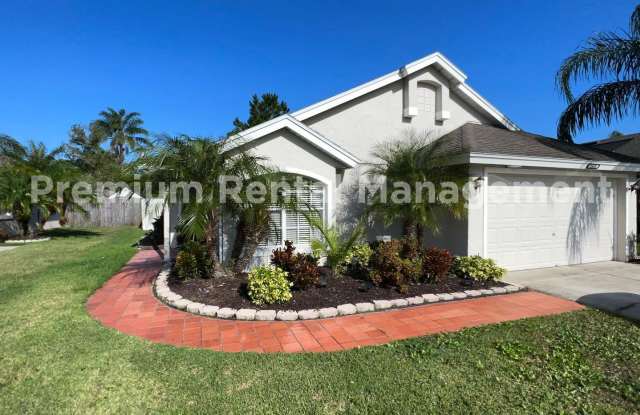 RESERVE AT WEDGEFIELD 3 bedroom 2 bath home with stainless appliances, laminate flooring and a fenced back  yard! photos photos