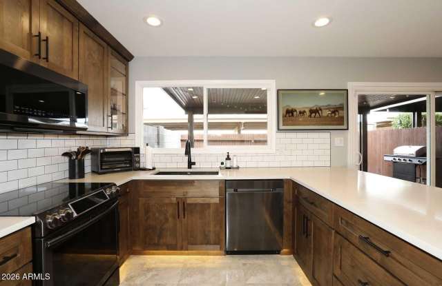 8390 E SOLANO Drive photos photos