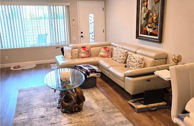 2179 Via Puerta photos photos