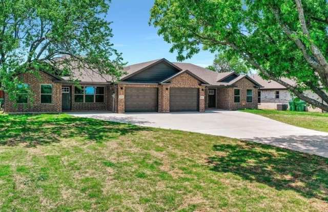 605 N Friendship Road photos photos