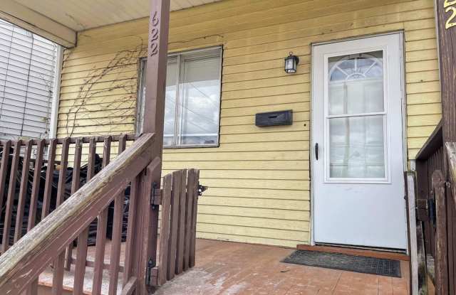 2 Bed, 1 Bath Home in Greenfield - Convenient Location, Laundry Included - Available Now! photos photos