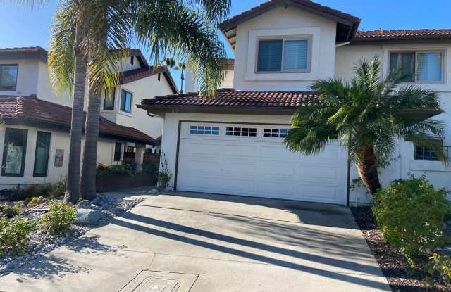 Lovely 3 Bedroom, 2.5 Bath Town Home in Encinitas Summerhill Community! - 810 Summerhill Court, Encinitas, CA 92024