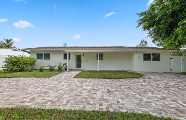 1198 SW 3rd Street photos photos