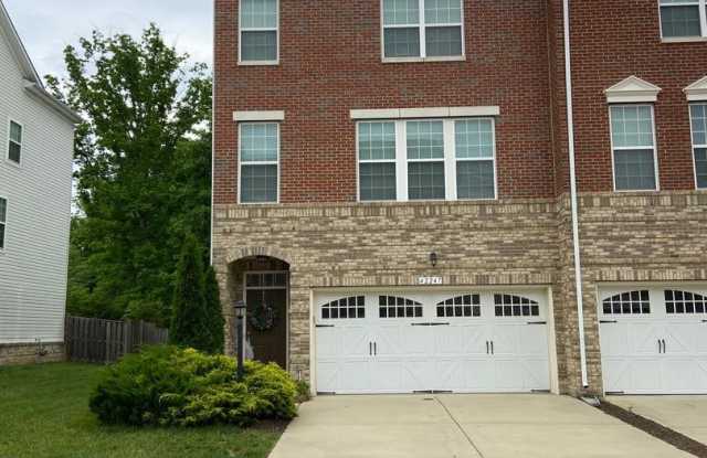 42247 CASTLE RIDGE SQ Gallery 2