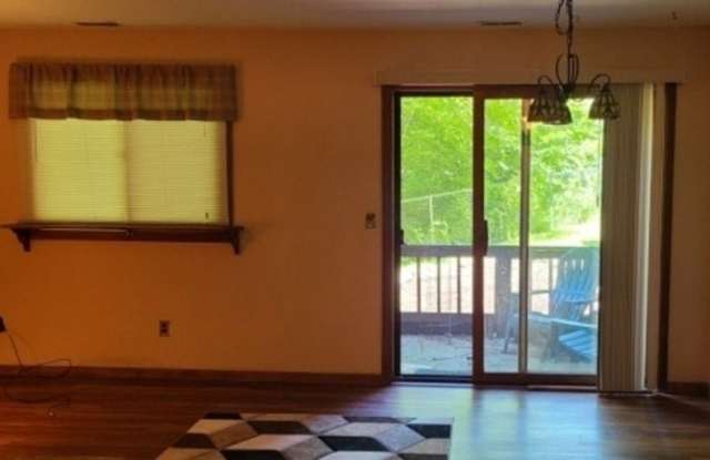 8 Steamboat Dr photos photos