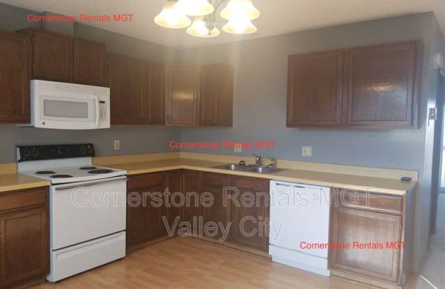 918 9th Ave SE photos photos