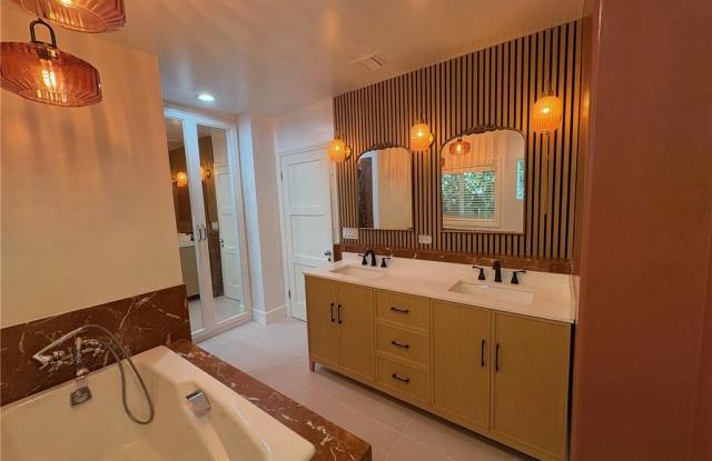 4244 Laurelgrove Avenue photos photos