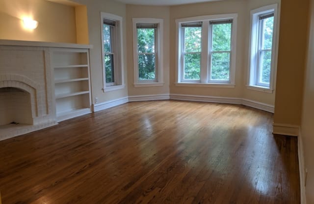 2337 West McLean Avenue - 2337 West Mclean Avenue, Chicago, IL 60647
