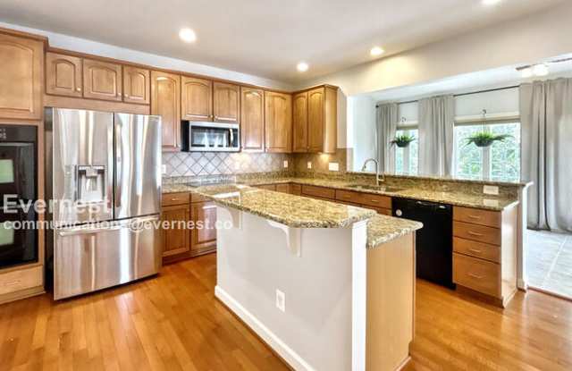 1013 Dorthea Court Gallery 3