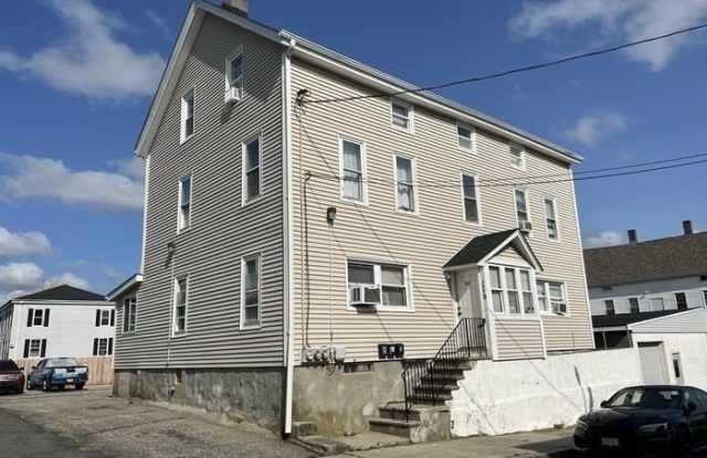 189 Fifth St unit: 2 photos photos