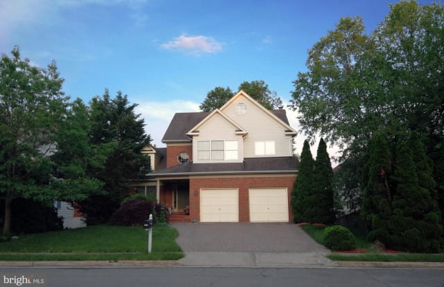 506 SW ROLAND STREET SW - 506 Roland St SW, Vienna, VA 22180