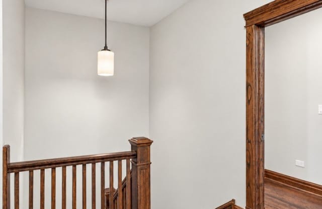 5847 N Magnolia Avenue Gallery 2