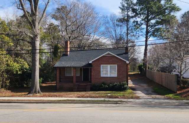 504 N Arendell Avenue - 504 North Arendell Avenue, Zebulon, NC 27597
