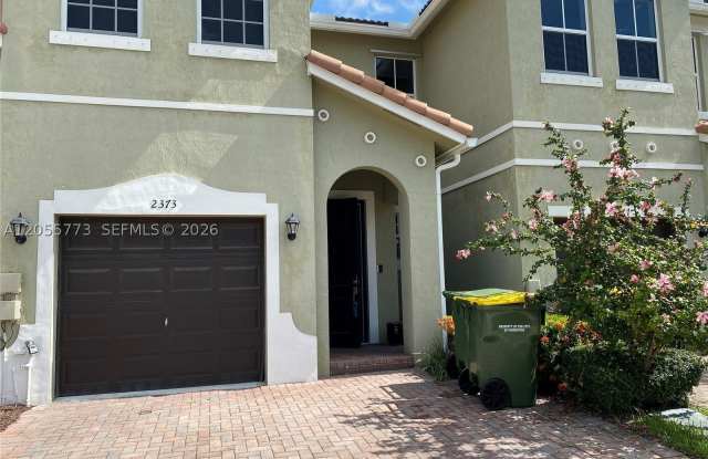 2373 SE 14th St photos photos