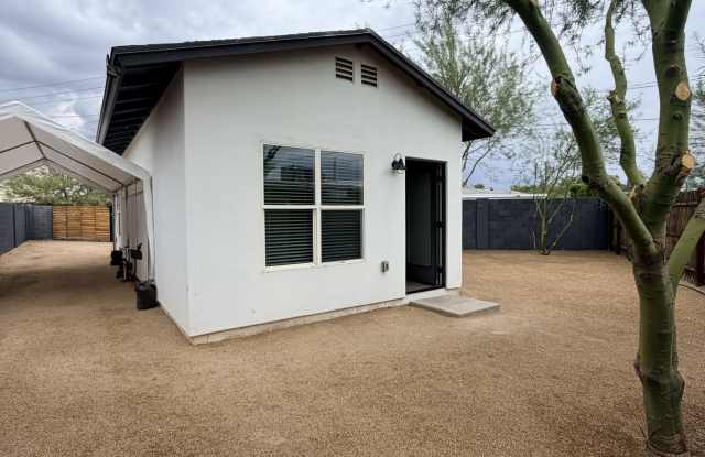 2238 N. 14th Pl. - Rear Gallery 1