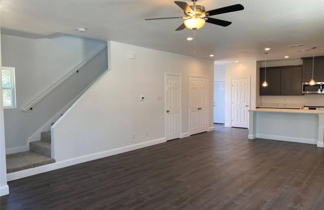 3025 Barling Gallery 4