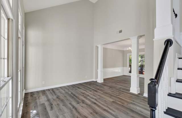 3 bedroom and 2.5 bath in Highland Creek Gallery 4